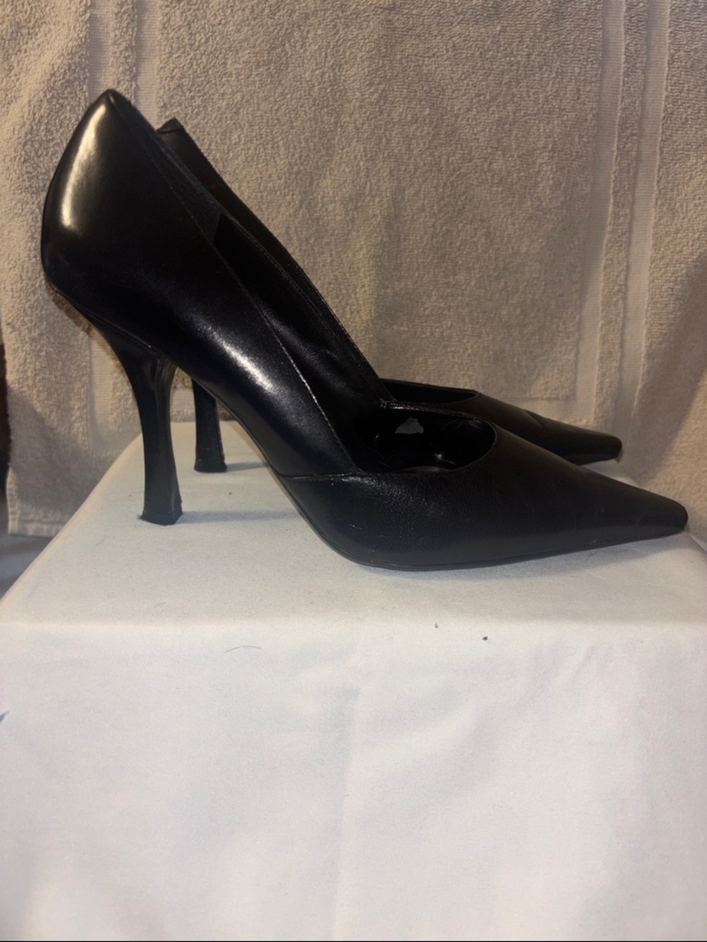 BCBGeneration Black Pointed-Toe Leather Stiletto Pumps